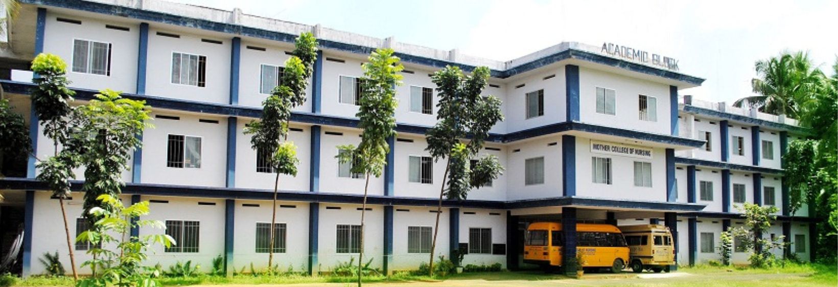 Kushabhau Thakre Nursing College
