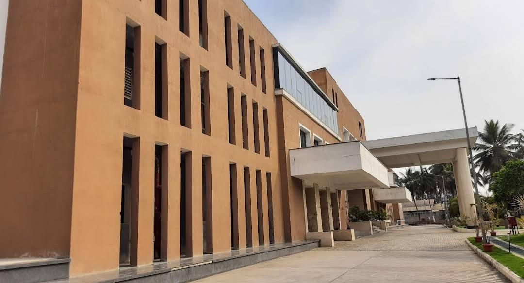SVKM`s Narsee Monjee Institute of Management Studies 
