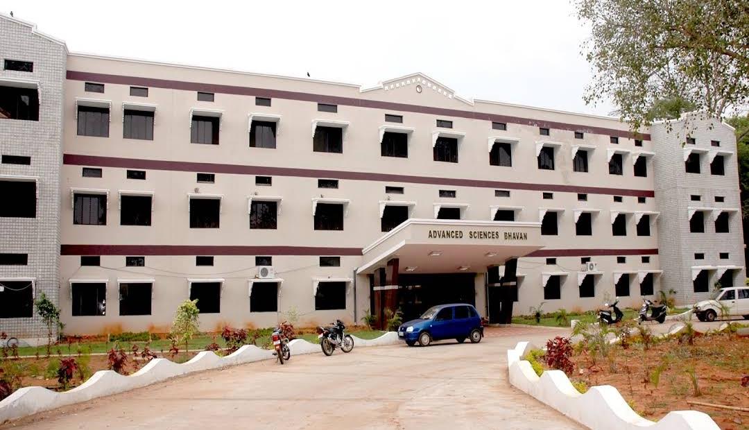 Andhra University (AU) 