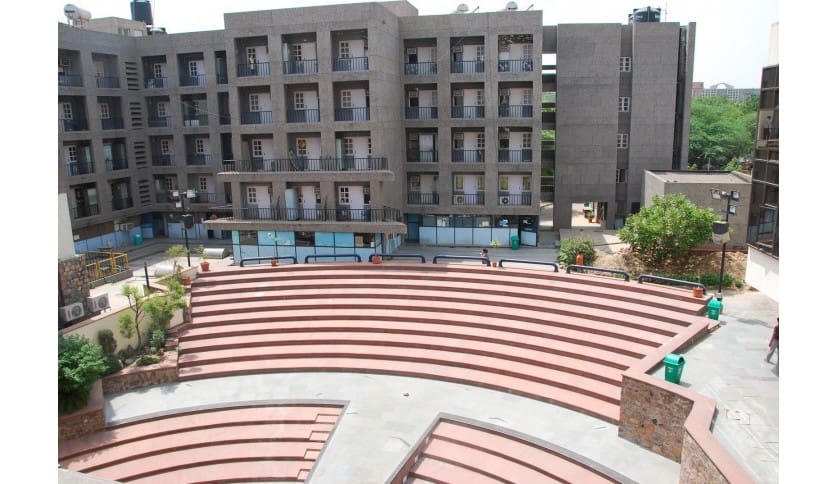 Inter National Institute of Fashion Design