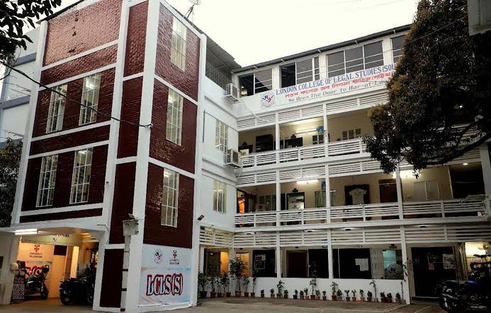 
University School of Legal Studies