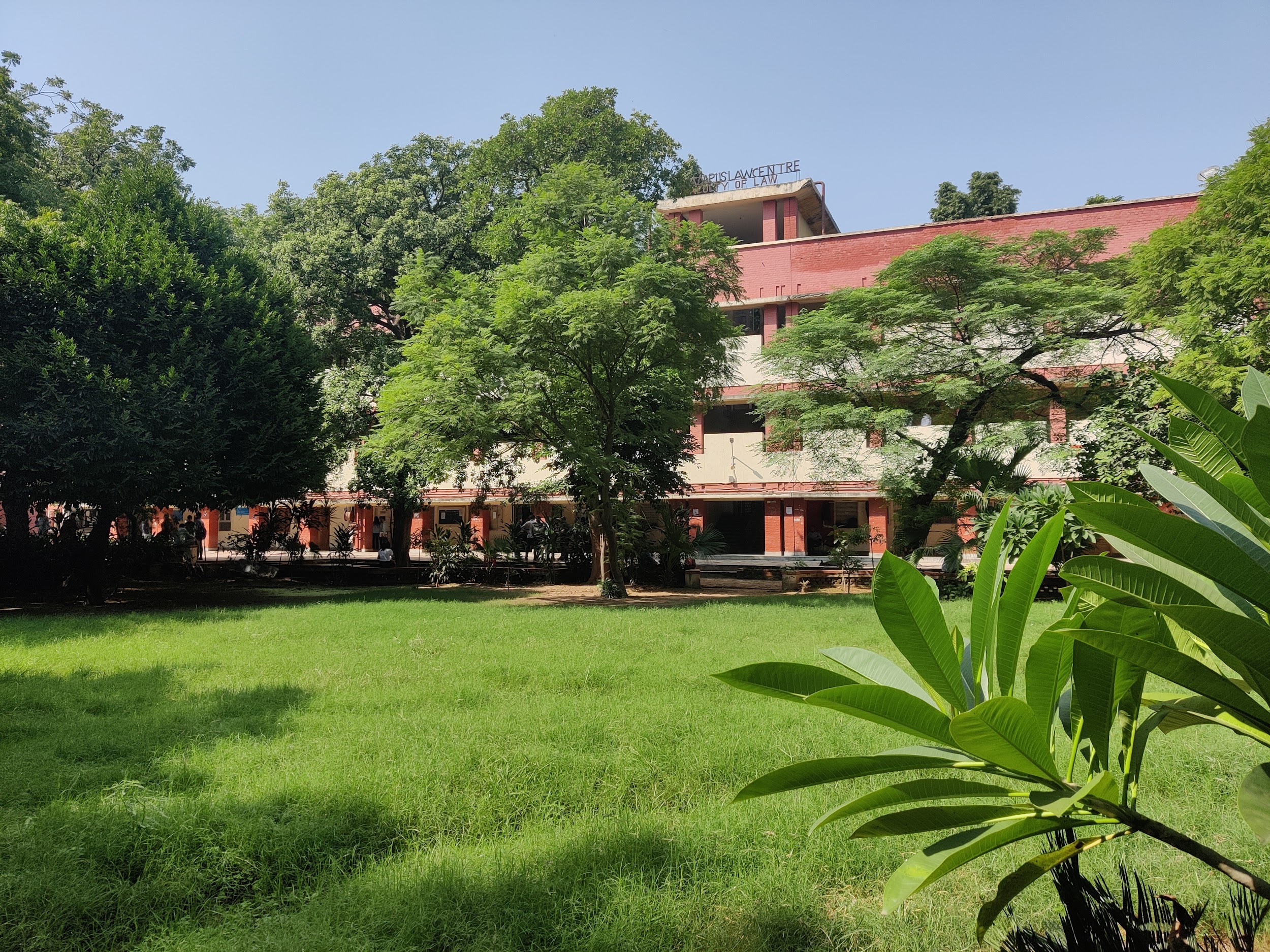 Law Centre-I