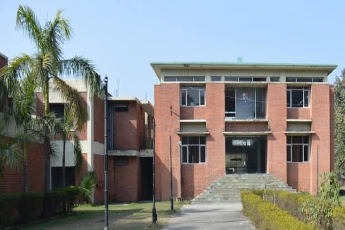 
Shri Ji Institute of Legal Vocational Education and Research Silver Law College
