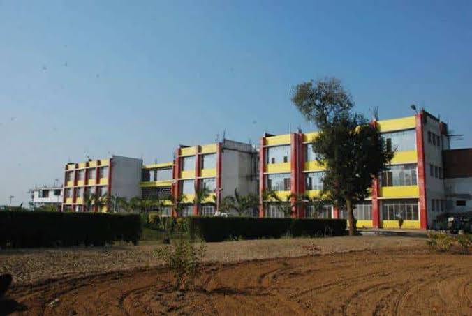 Shri Krishna College of Law
