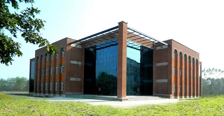 Shobhit University