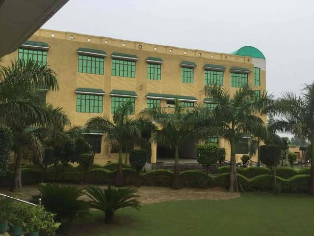 
Shri Vinayak College of Law