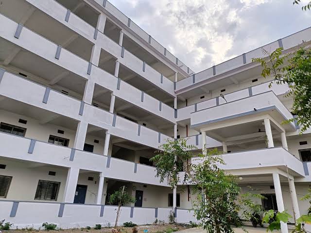 Sri Prasunna College of Law