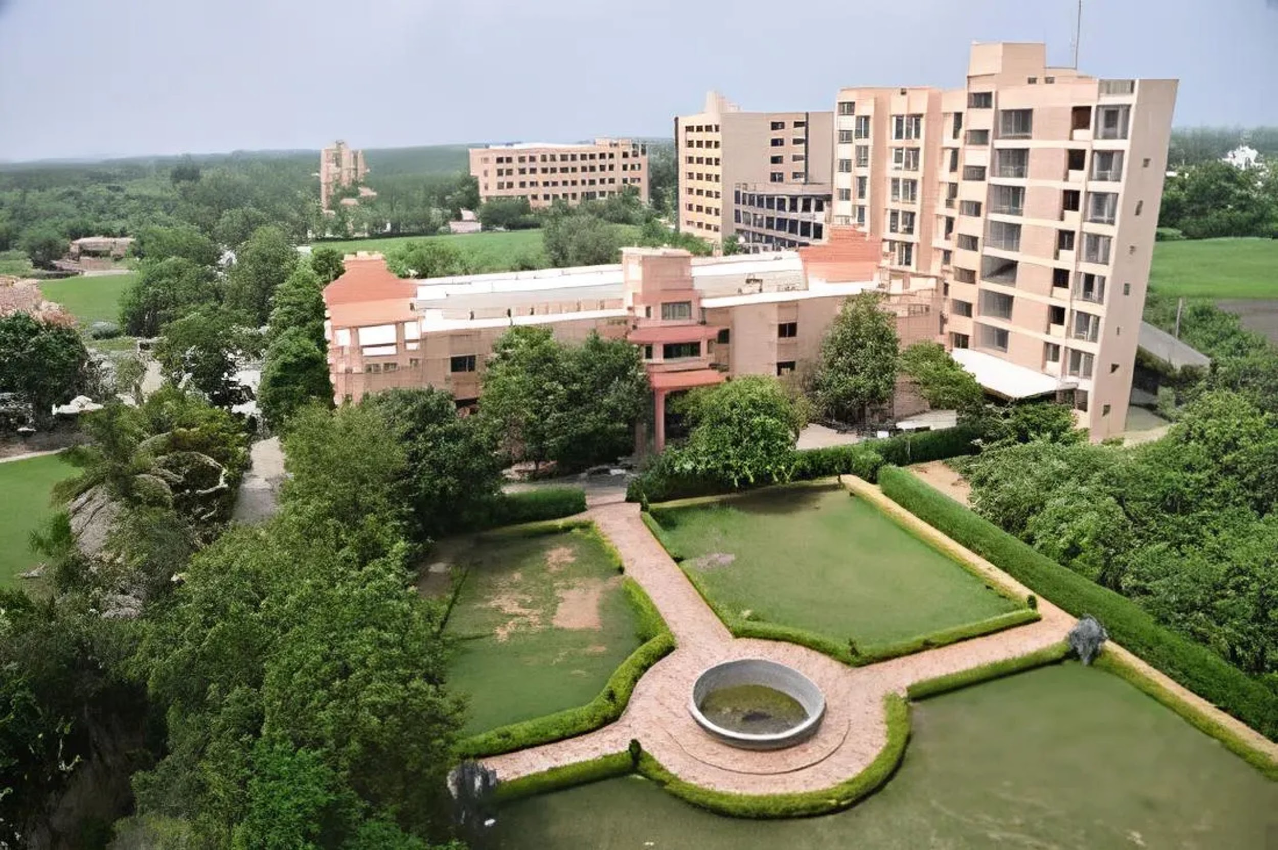 
Swaminarayan University