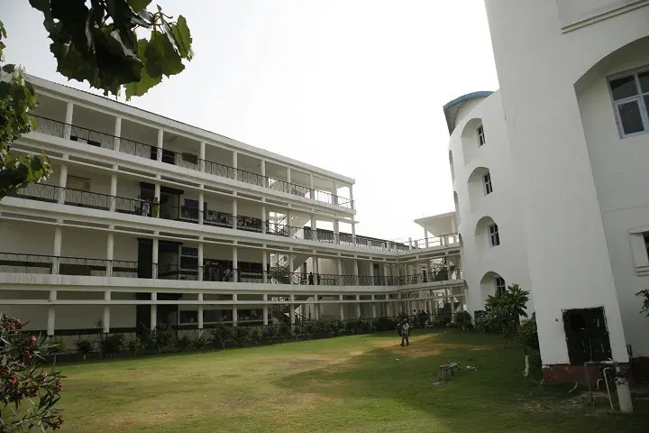 AGC Amritsar - Amritsar Group of Colleges, Amritsar