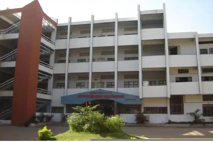 Annasaheb Magar College, Pune