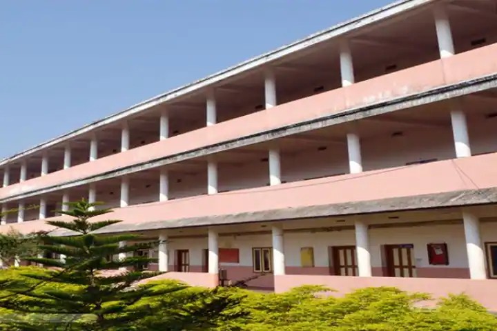 Peoples Co Operative Arts and Science College, Munnad