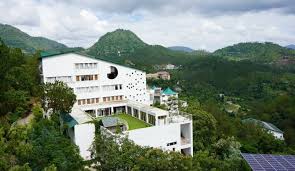 Shoolini University - SU