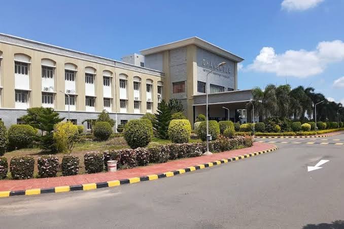 DHANEKULA INSTITUTE OF ENGINEERING &
TECHNOLOGY