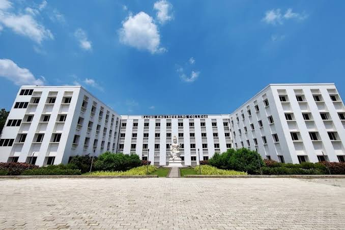 RAGHU ENGINEERING COLLEGE