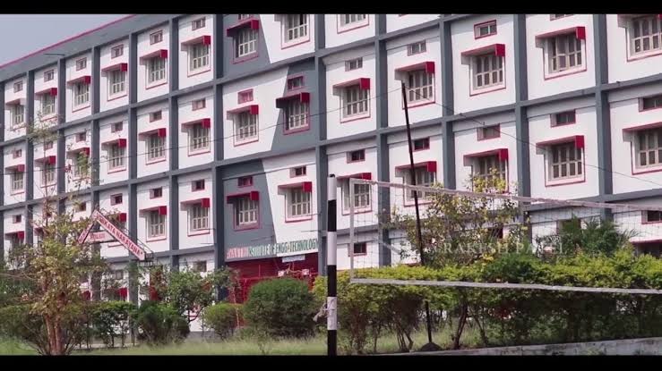 Avanthi Institute Of Engineering And Technology 