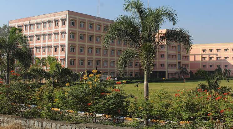 D R K Institute Of Science And Tech