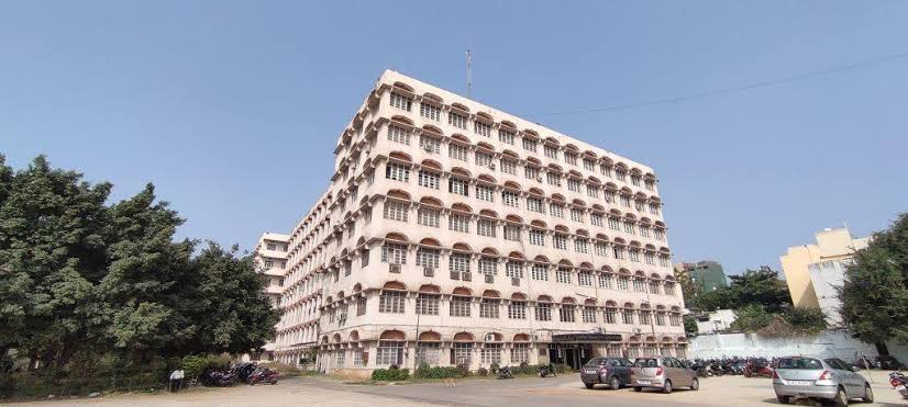 Deccan College Of Engineering And Tech