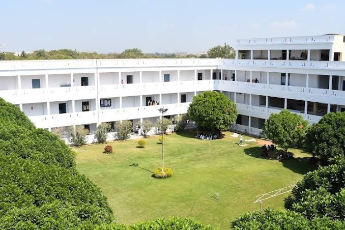Sri Devi Womens Engineering College