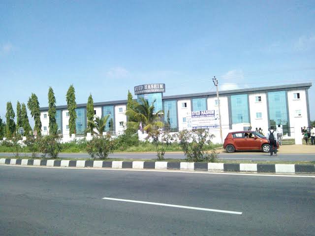 Syed Hashim College Of Science And Tech
