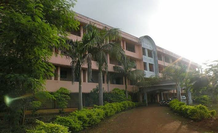 Thandra Paparaya Institute Of Sci And Tec