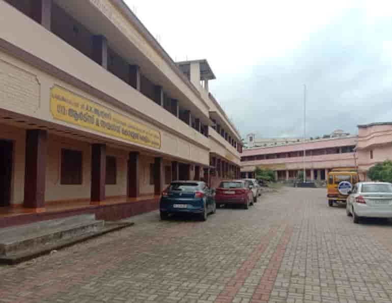 Government Arts and Science College, Kozhinjampara