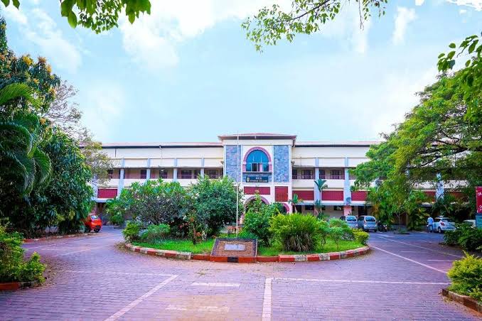 M.E.S. Ponnani