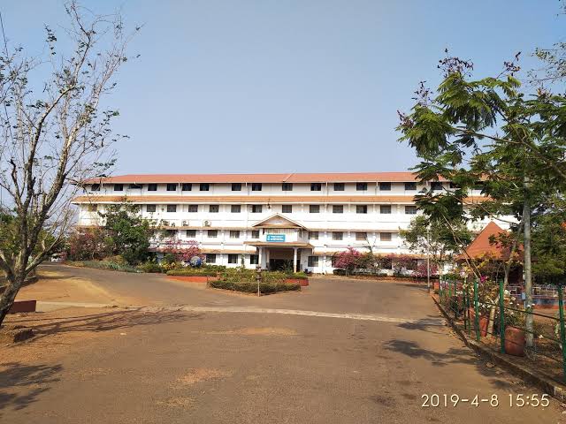 Chinmaya Arts and Science College