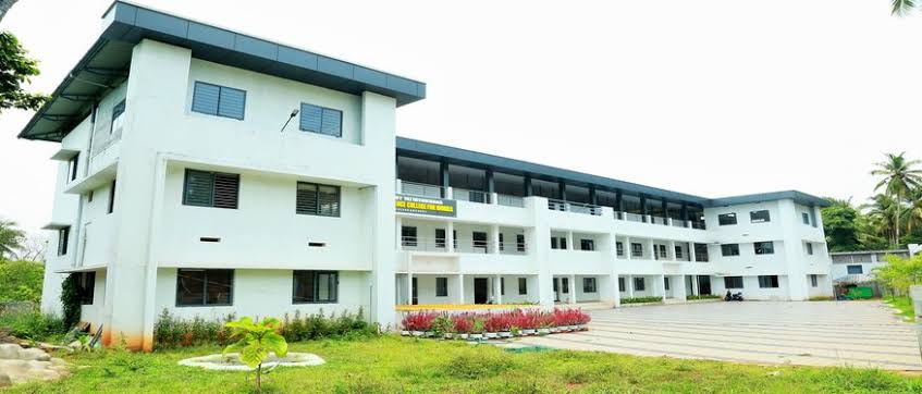 Bafakhy Yatheem Khana Arts and Science College