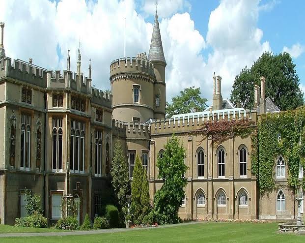 Saint Marys College