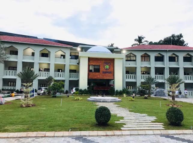 Sullamussalam Arabic College