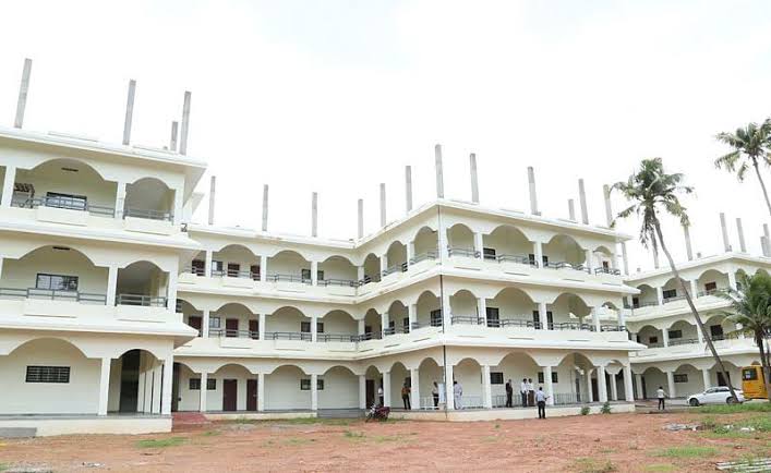 MET College of Advance Studies 