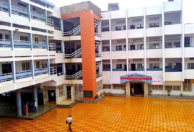 Annasaheb Magar Mahavidyalaya