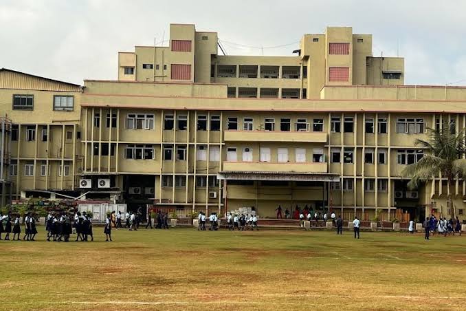 Guru Nanak College of Arts, Science and Commerce