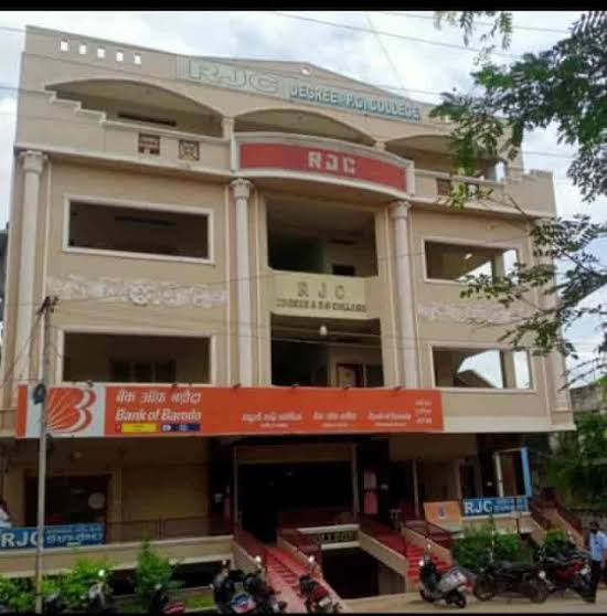 Ramniranjan Jhunjhunwala College