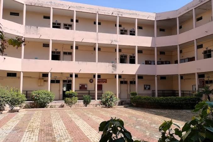 Sangola College 