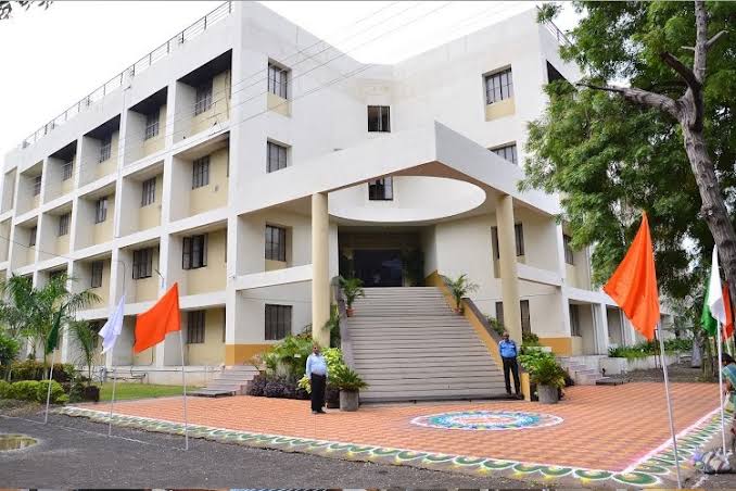 Shirish Madhukarrao Chaudhari College