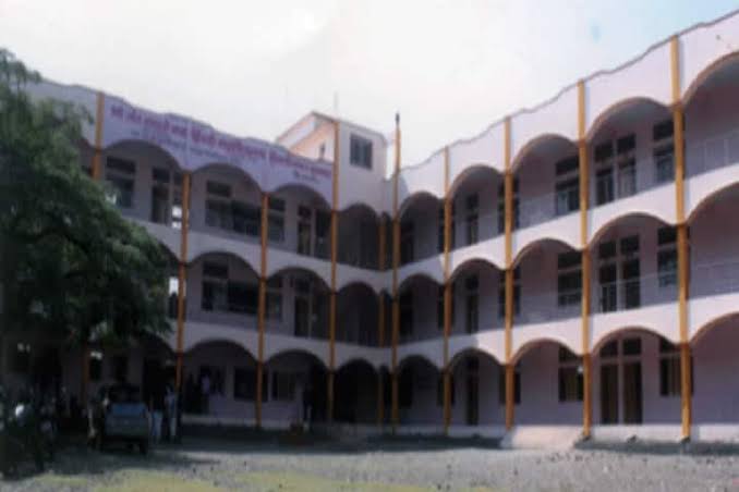 Shri Sant Gadgebaba Mahavidyalaya, Bhusawal 
