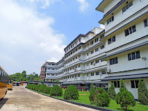 Holy cross college