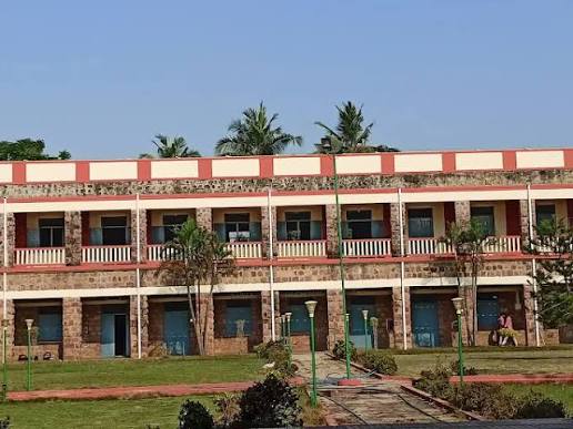 Sir C R Reddy College for Women 