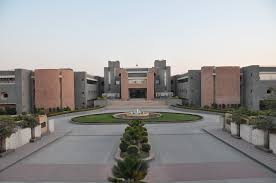 Shri Manibhai Virani and Smt. Navalben Virani Science College