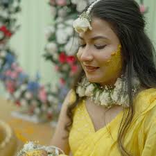 Yellow Tune Bridal Studio
