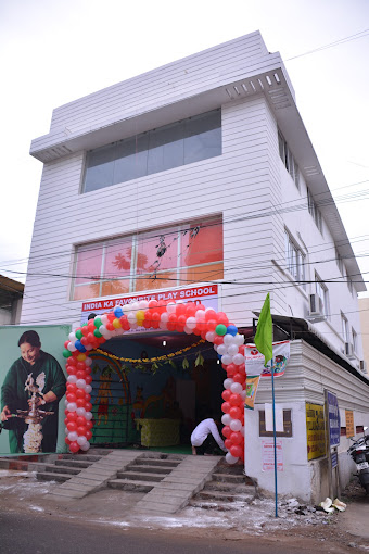 LITTLE BERRIES MONTESSORI PRESCHOOL