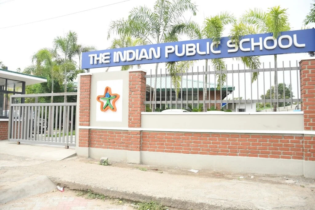 THE INDIAN PUBLIC SCHOOL Dindigul