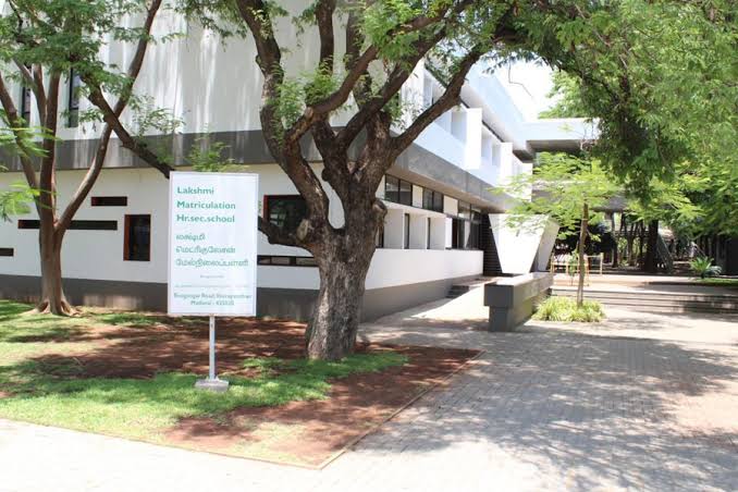 Lakshmi Mat.s, Othapati