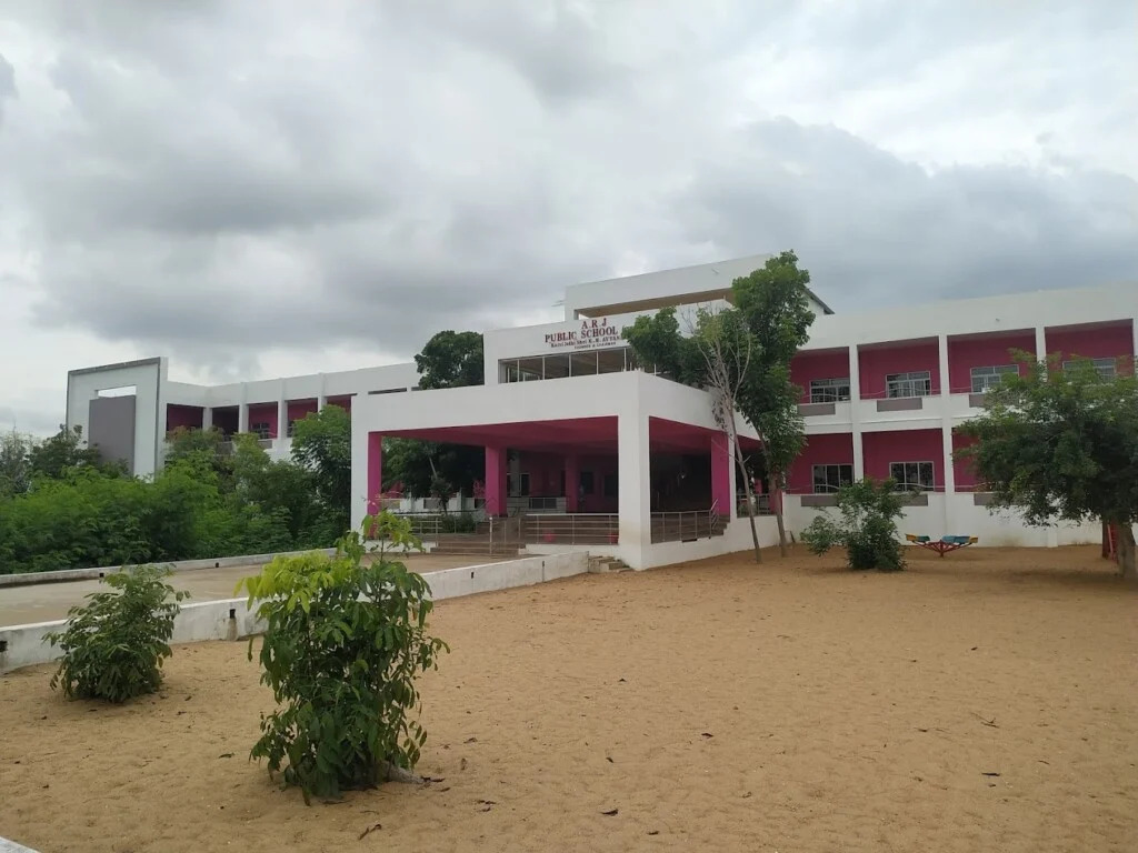A.R.J. PUBLIC SCHOOL THIRUVALLUR