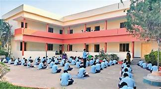 Govt.hr.s. S.saptur