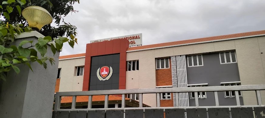 Vel International Public School