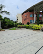 Oakridge International School